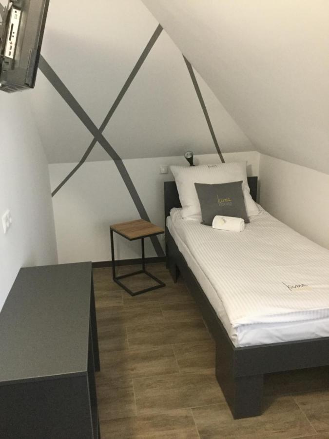 Kimanoclegi Opole Buitenkant foto